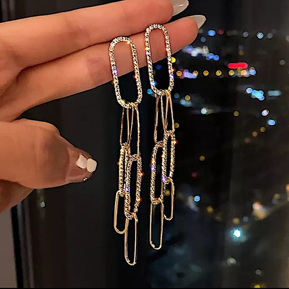 GOLD PLATED RHINESTONE CHAIN LINK EARRINGS - Picture 1 of 6